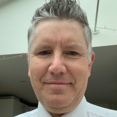 Dan Peacefield - Teacher in Redhill