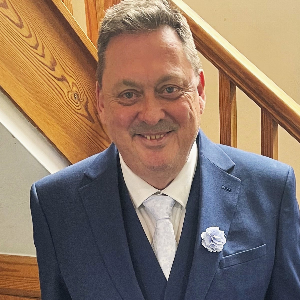 Alan Swinburne - Tutor in Devizes